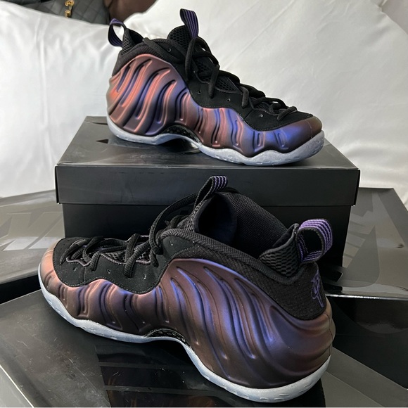 Eggplant Air Foamposite One Like New EUC Model #314996 008 Men Size 9.5 - Picture 3 of 10